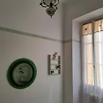 Privata Vicino Al Teatro Ariston Ubytování v soukromí *