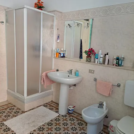 Privata Vicino Al Teatro Ariston Alloggio in famiglia